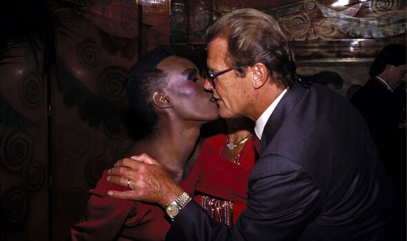 James-Bond-roger-moore-grace-jones-4179935.jpg