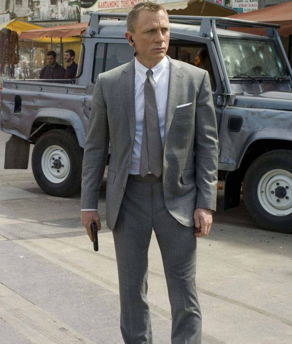 Daniel-Craig-James-Bond-Skyfall-Grey-Suit-600x706.jpg